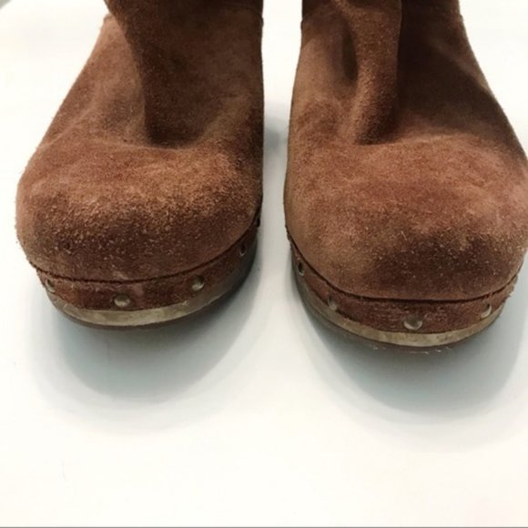 ugg | lynnea shearling cuff suede wooden heel platform boot cognac brown 8 - Picture 4 of 8